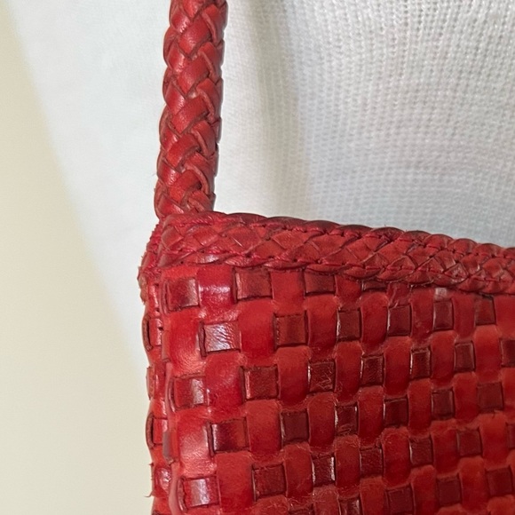 Vintage Footed Red Leather Woven Bag w/Leather Rope Cord Detail Made in Brazil - Picture 13 of 14